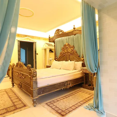 Ferndale Luxury Boutique Bed & Breakfast-3